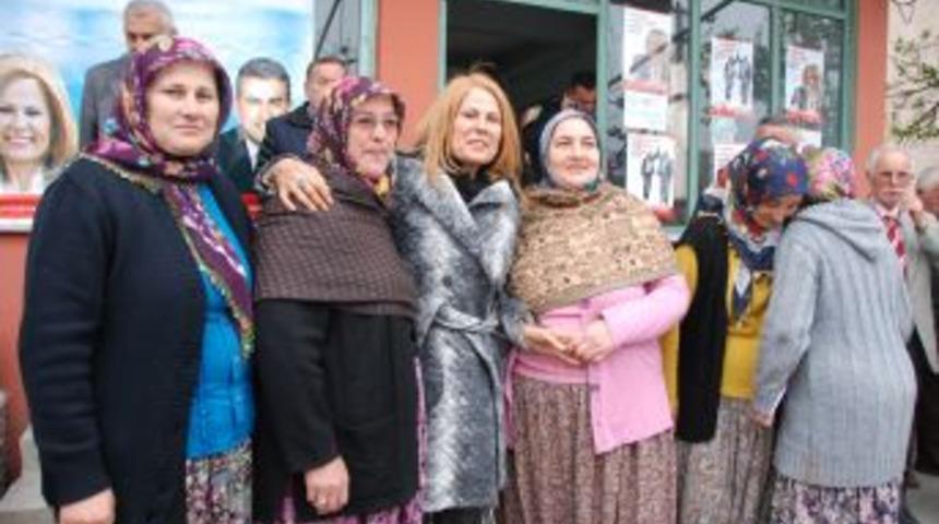CHP Adayı Posbıyık kadınlara hitap etti