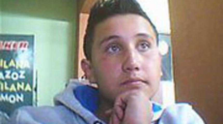 Kardeşine teklif eden liseliyi &ouml;ld&uuml;rd&uuml;