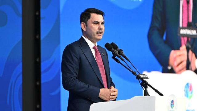 Bakan Kurum'dan Antalya'da anlamlı mesaj! Kimsenin, tabiatımızı kirletmesine müsaade etmedik, etmeyeceğiz