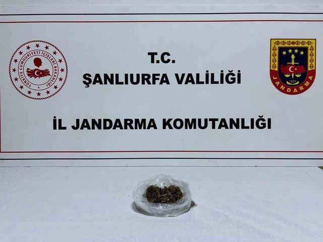 Şanlıurfa’da uyuşturucu operasyonları: 5 gözaltı 2