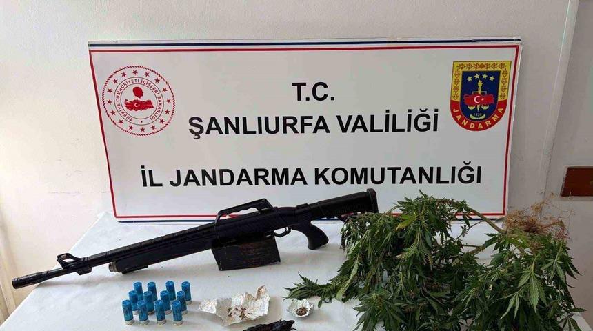 Şanlıurfa&rsquo;da  uyuşturucu operasyonları: 5 g&ouml;zaltı