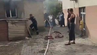 Elazığ’da odunluk ve kilerde yangın