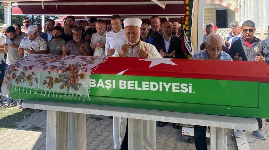 Girne&rsquo;deki gemi kazasında hayatını kaybeden Eskişehirli kadın son yolculuğuna uğurlandı