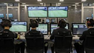 Fenerbah&ccedil;e-Beşiktaş derbisinin 'VAR' hakemi belli oldu! 