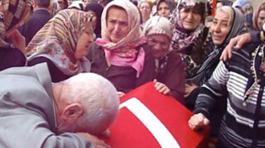 THY pilotu Oray Sarı&ccedil;ay'a son veda