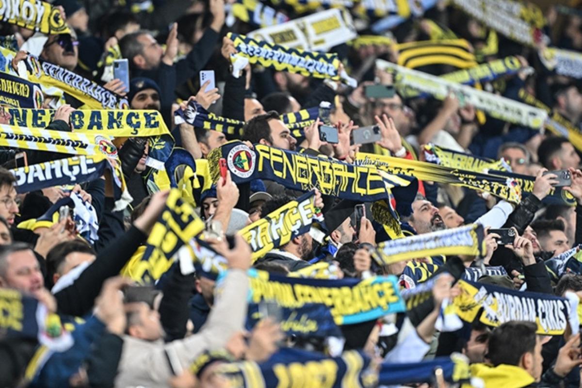 Fenerbahçe-Beşiktaş derbisine saatler kala olay karar: Yıldız isim kadroya alınmadı, tesislerden ayrıldı 5