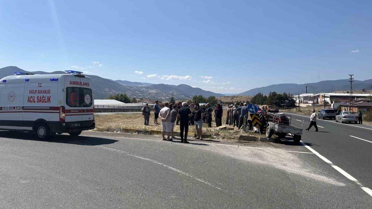 Kastamonu’da traktör ile otomobil çarpıştı: 9 yaralı - Güncel Haberler