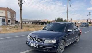 İki otomobil &ccedil;arpıştı: 1 yaralı