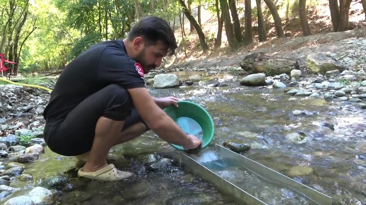Dereden her g&uuml;n 5 gram altın &ccedil;ıkarıyor: Değerli yerleri b&ouml;lge b&ouml;lge saydı 1