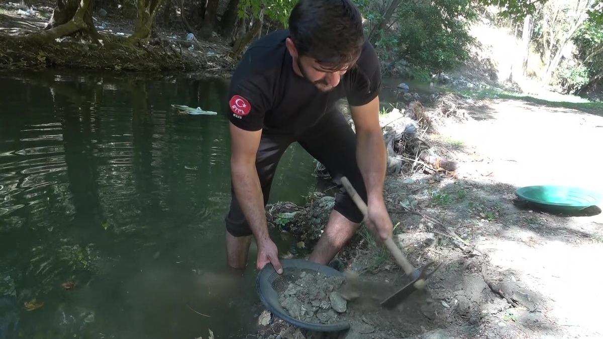 Dereden her g&uuml;n 5 gram altın &ccedil;ıkarıyor: Değerli yerleri b&ouml;lge b&ouml;lge saydı 3