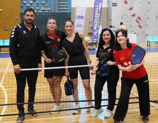 Samsun da &ouml;ğretmenlere pickleball eğitimi verilecek 1