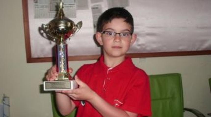 Satran&ccedil;ta birinci oldu