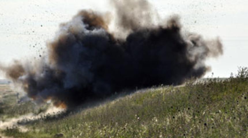 Ter&ouml;ristler k&ouml;pr&uuml;y&uuml; havaya u&ccedil;uracaktı