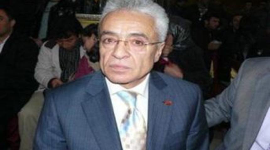 T&uuml;zmen'i adam sandık