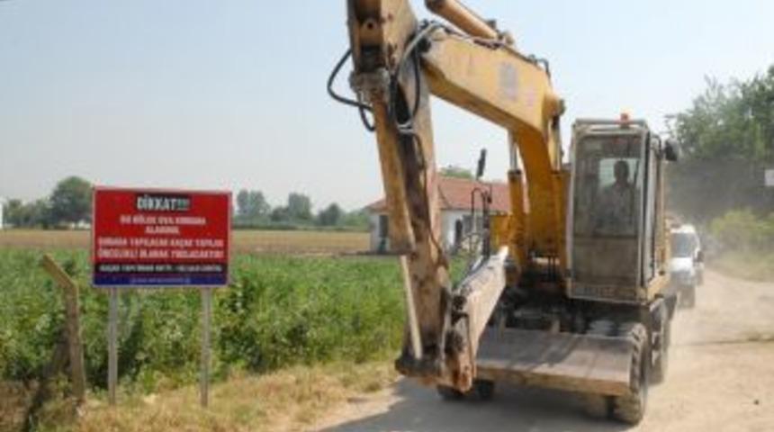 Se&ccedil;imkondular yerle bir edildi