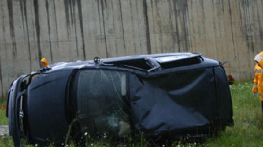 Acı haberi eşine polis verdi