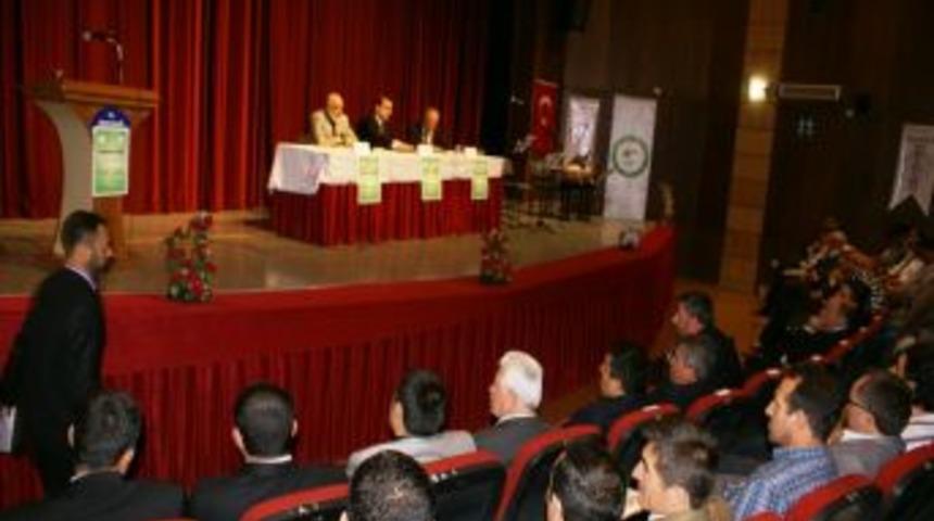 Gen&ccedil;lik ve Eğitim Konferansı b&uuml;y&uuml;k ilgi g&ouml;rd&uuml;