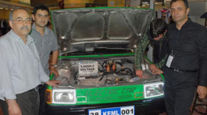 Liseli mucitler elektrikli ara&ccedil; &uuml;retti