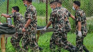 Nepal'de selde 11 gün mahsur kalan 64 yaşındaki kadın kurtarıldı