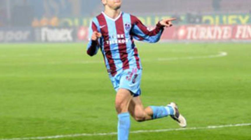 Trabzonsporlu futbolcu yoğun bakımda