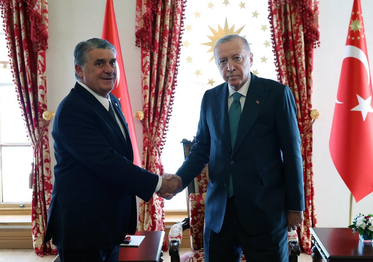 Cumhurbaşkanı Erdoğan dan 4 büyük kulübün başkanlarına kabul! 2
