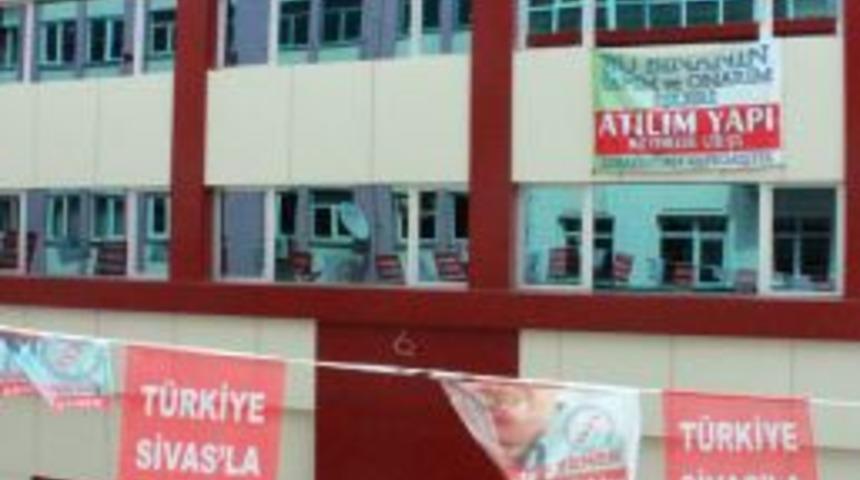 Madımak&rsquo;ın yeni y&uuml;z&uuml;yle a&ccedil;ılışı se&ccedil;im yasaklarına takıldı