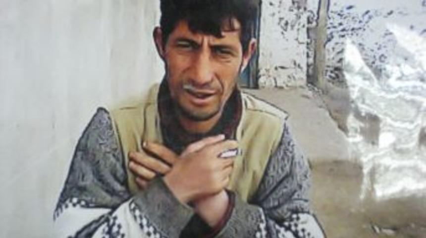 Kayıp engelli kardeşini bulmak i&ccedil;in &ccedil;almadık kapı bırakmadı