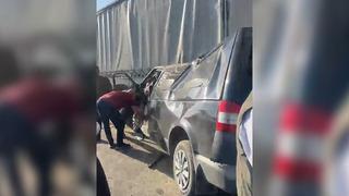 Şanlıurfa’da trafik kazası! Minibüs, TIR’a arkadan çarptı: 2 ölü, 2 ağır yaralı
