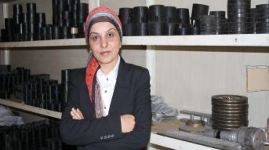 "Kadınlar işyeri a&ccedil;ma konusunda cesur davranmalı"