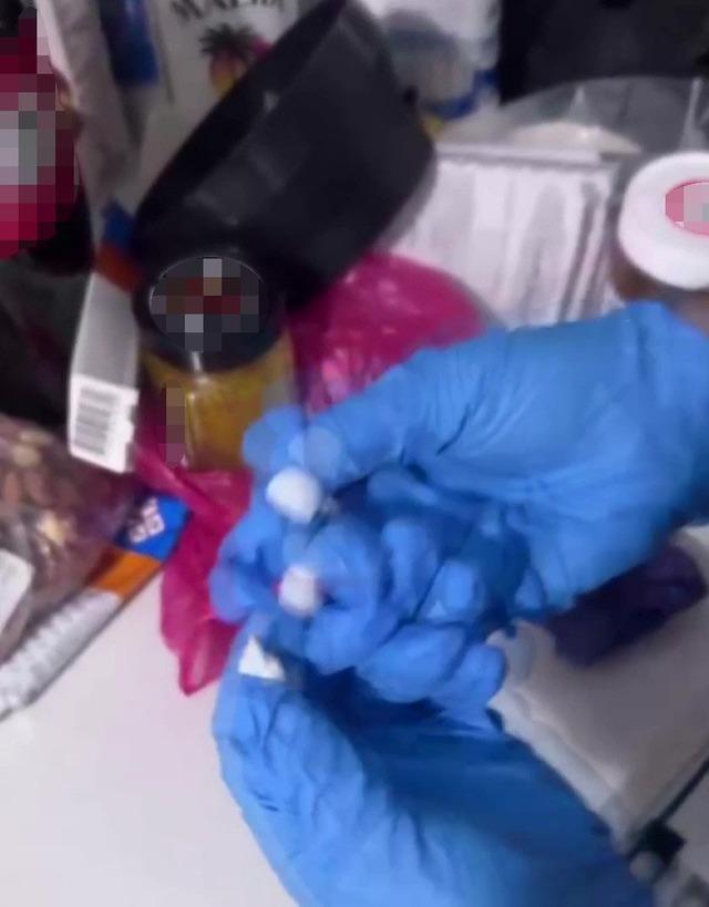 Yer: Kocaeli! Fırının alt b&ouml;l&uuml;m&uuml;nden uyuşturucu ve 65 bin lira &ccedil;ıktı 5