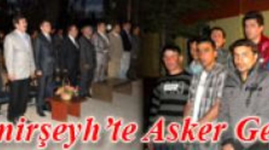 Gen&ccedil;ler i&ccedil;in asker eğlencesi