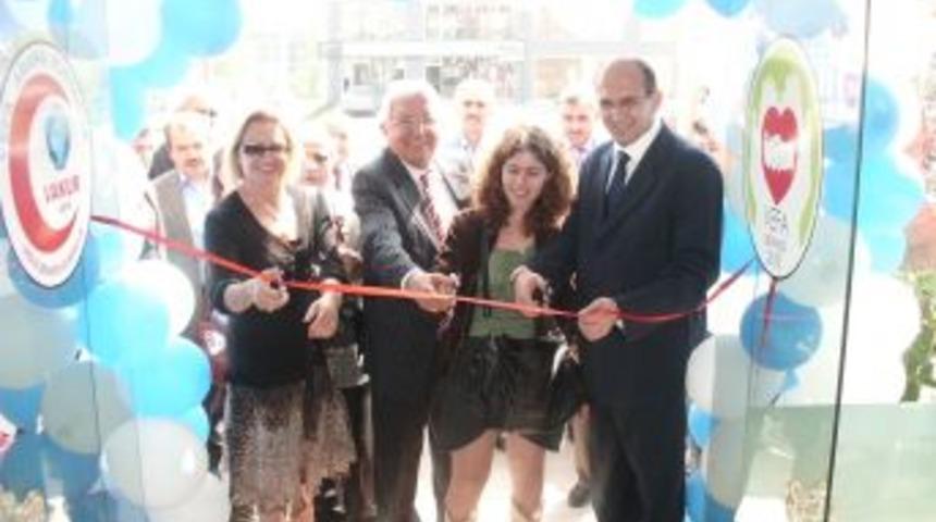 Vefa Sağlık G&ouml;n&uuml;ll&uuml;leri Derneği hizmete girdi