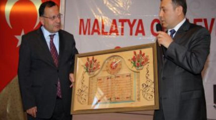 'Cezaevi Okuyor' kampanyasında dereceye girenler &ouml;d&uuml;llendirildi