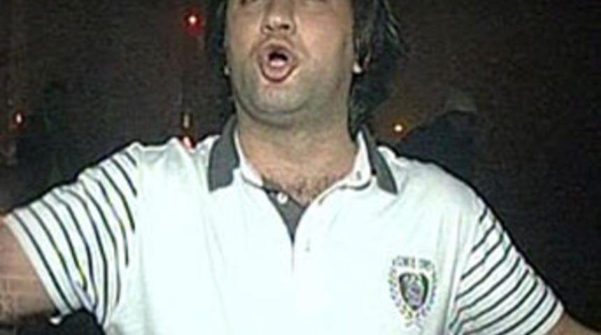 Boş t&uuml;pler isyan ettirdi