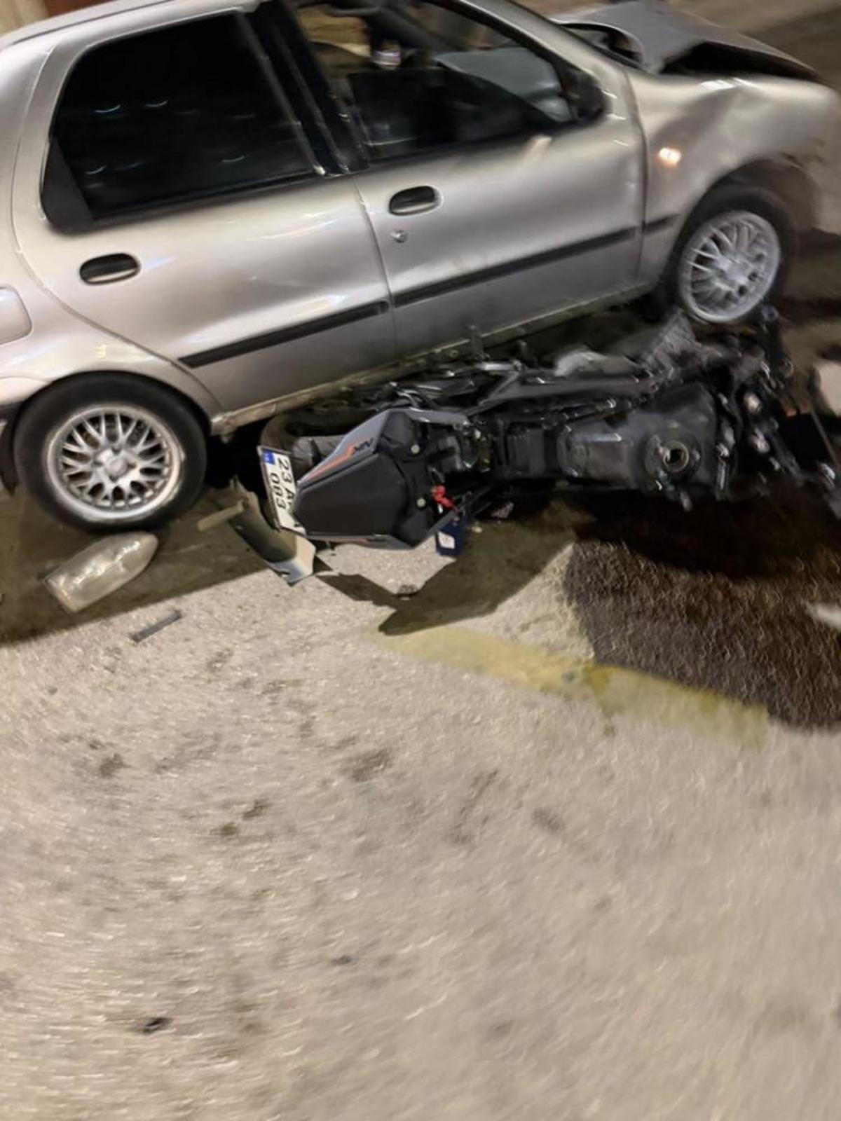 Elazığ da otomobil ile motosiklet çarpıştı: 1 yaralı 2
