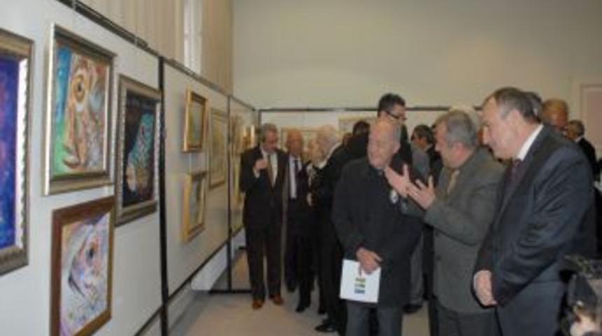 Resim at&ouml;lyesi &uuml;yeleri, eserlerini sergilemeye başladı