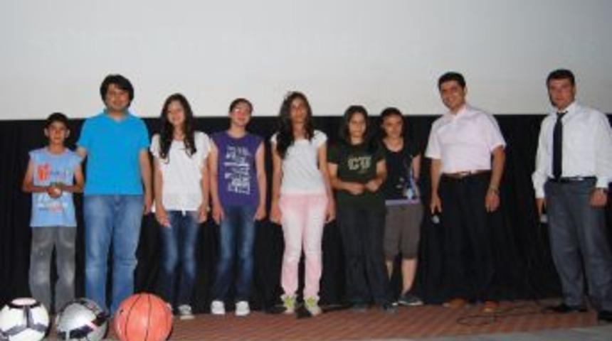 Işık Dershanesi &ouml;ğrencilerini sınava motive ediyor