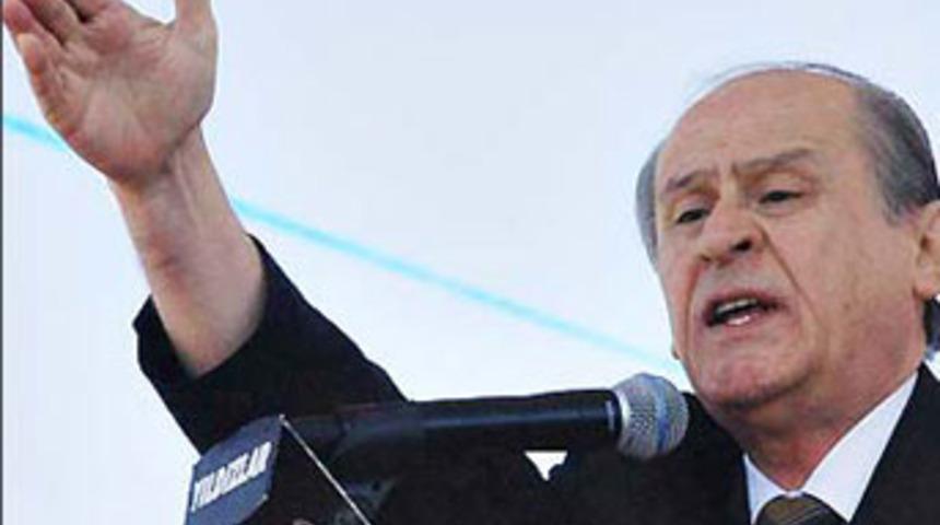 MHP'de Gülen istifası