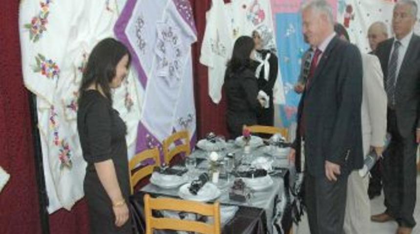 G&ouml;reme&rsquo;de, geleneksel el sanatları sergisi a&ccedil;ıldı