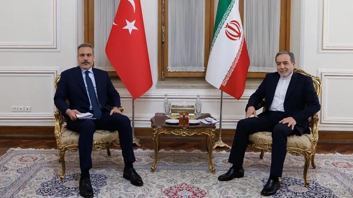 Bakan Fidan, İranlı mevkidaşı Arak&ccedil;i ile telefonda g&ouml;r&uuml;şt&uuml; 1
