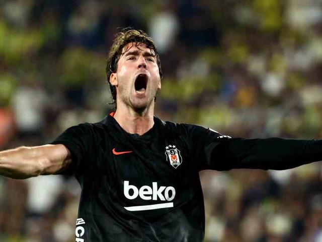 Dusan Vlahovic, Fenerbah&ccedil;e'yi de boş ge&ccedil;medi!