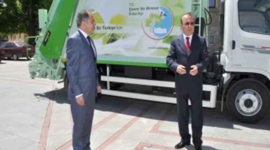 K&ouml;ylerin &ccedil;&ouml;p&uuml; hibe ara&ccedil;la toplanacak