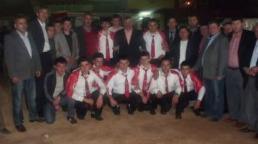 Kınalı kuzular askere gidiyor