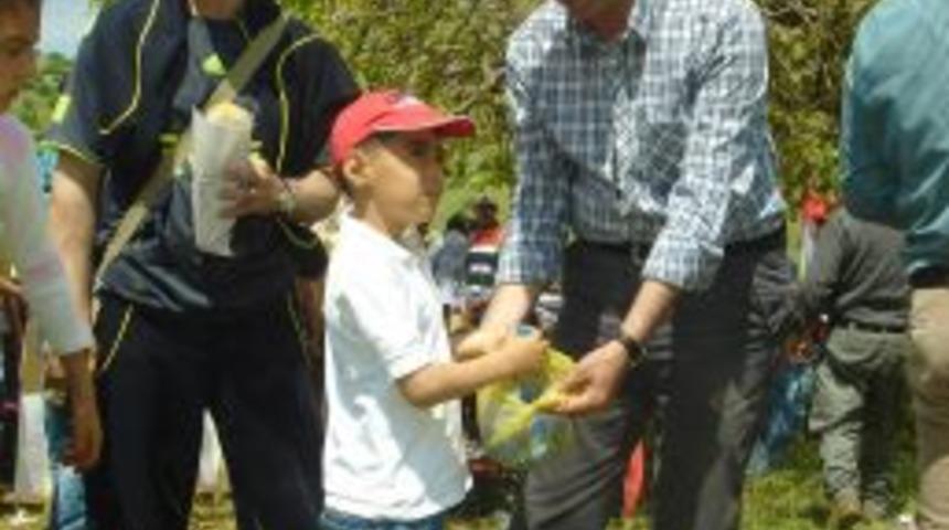 Engelleri Aşmak İ&ccedil;in Bir Kapakta Siz Verin