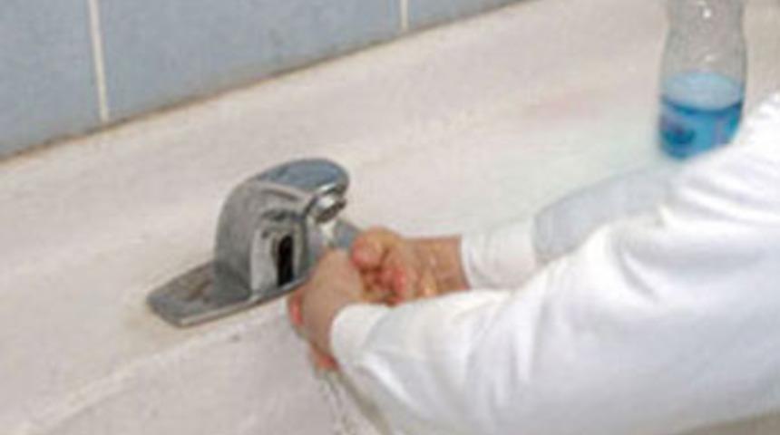 Lavabo kavgası kanlı bitti