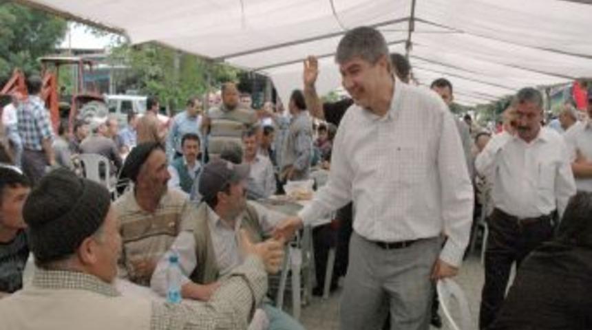 T&uuml;rel: Kılı&ccedil;daroğlu'nun Antalya'ya hapsettiği Baykal, k&ouml;y yollarını yeni &ouml;ğrendi