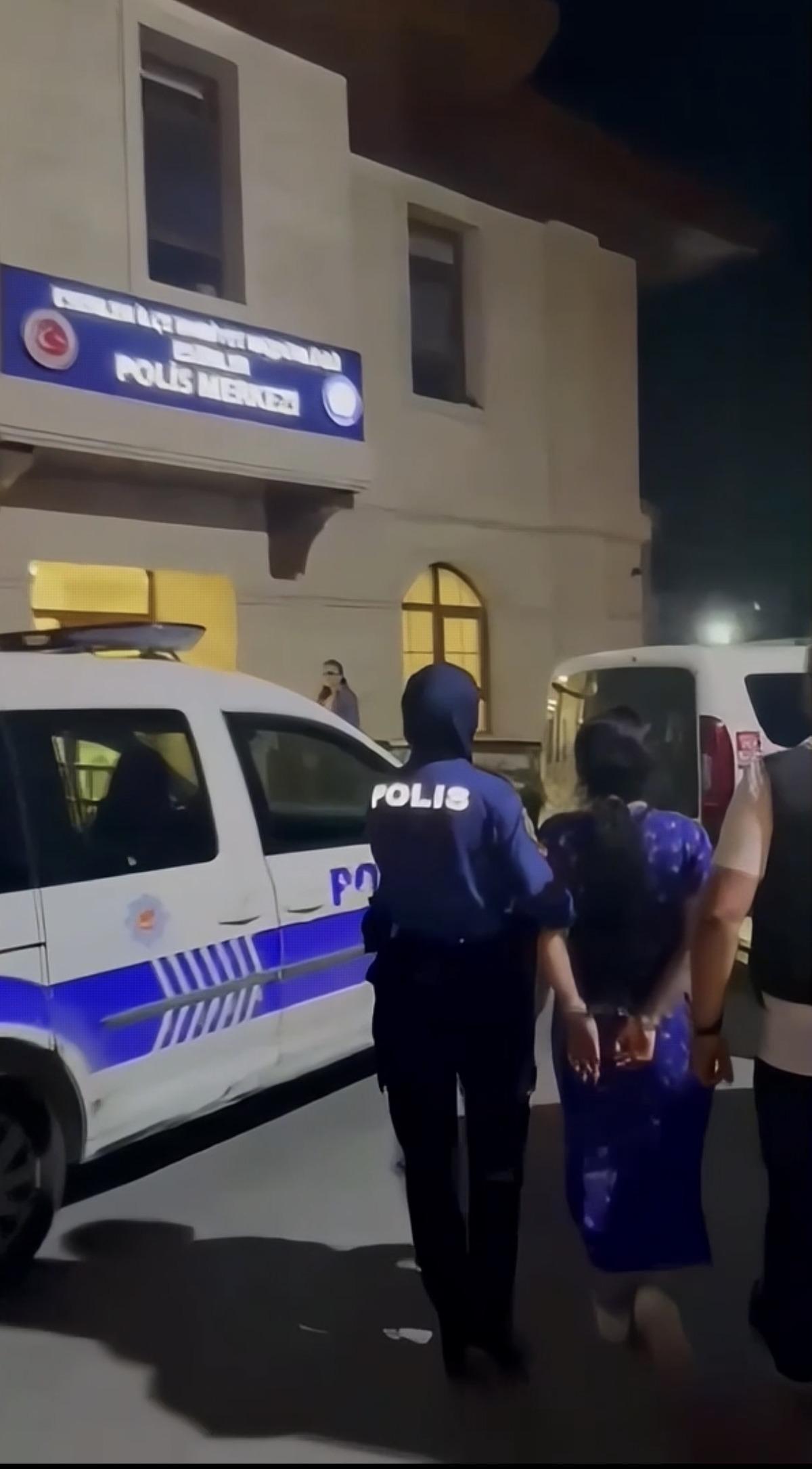 Canlı yayında eve polis baskını: "Gitti H&uuml;rrem, aldılar onu" 3