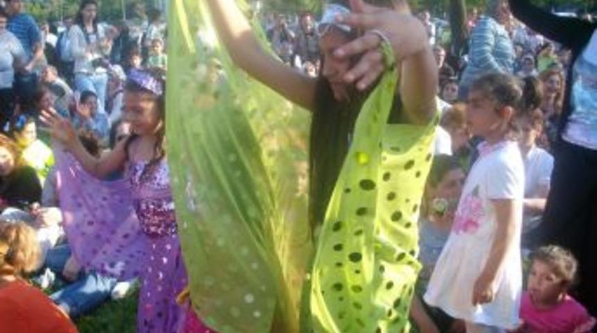 İstanbullu Romanlar doyasıya eğlendi