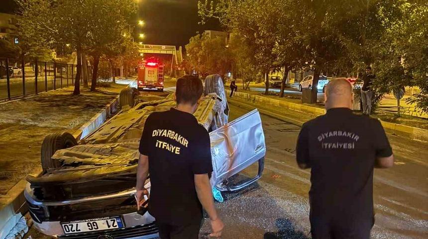 Takla atan otomobilin s&uuml;r&uuml;c&uuml;s&uuml; ağır yaralandı