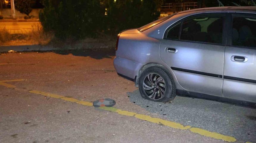 Polisin ş&uuml;phe &uuml;zerine durdurduğu ara&ccedil;tan cinayet ş&uuml;phelileri &ccedil;ıktı